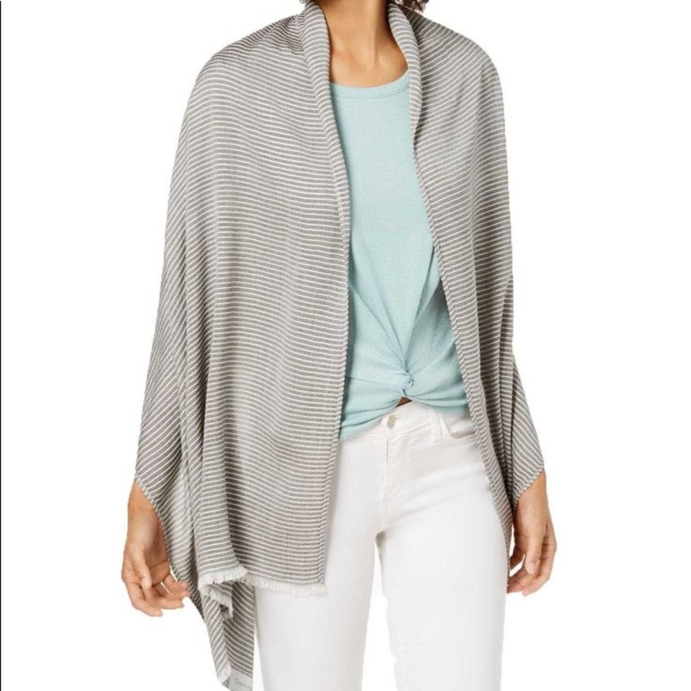 CALVIN KLEIN grey and white textured stripes fringe hems wrap rectangle scarf